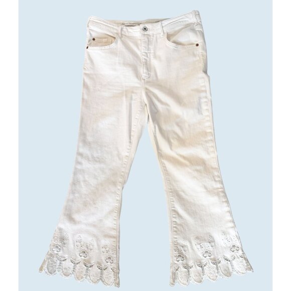 ANTHROPOLOGIE / PILCRO High Rise Embroidered Flare White Size  30 - Picture 2 of 8